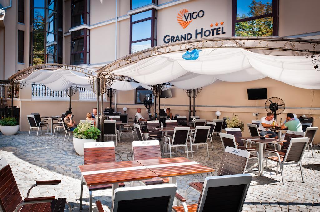 Vigo Grand Hotel Ploieşti Exterior foto
