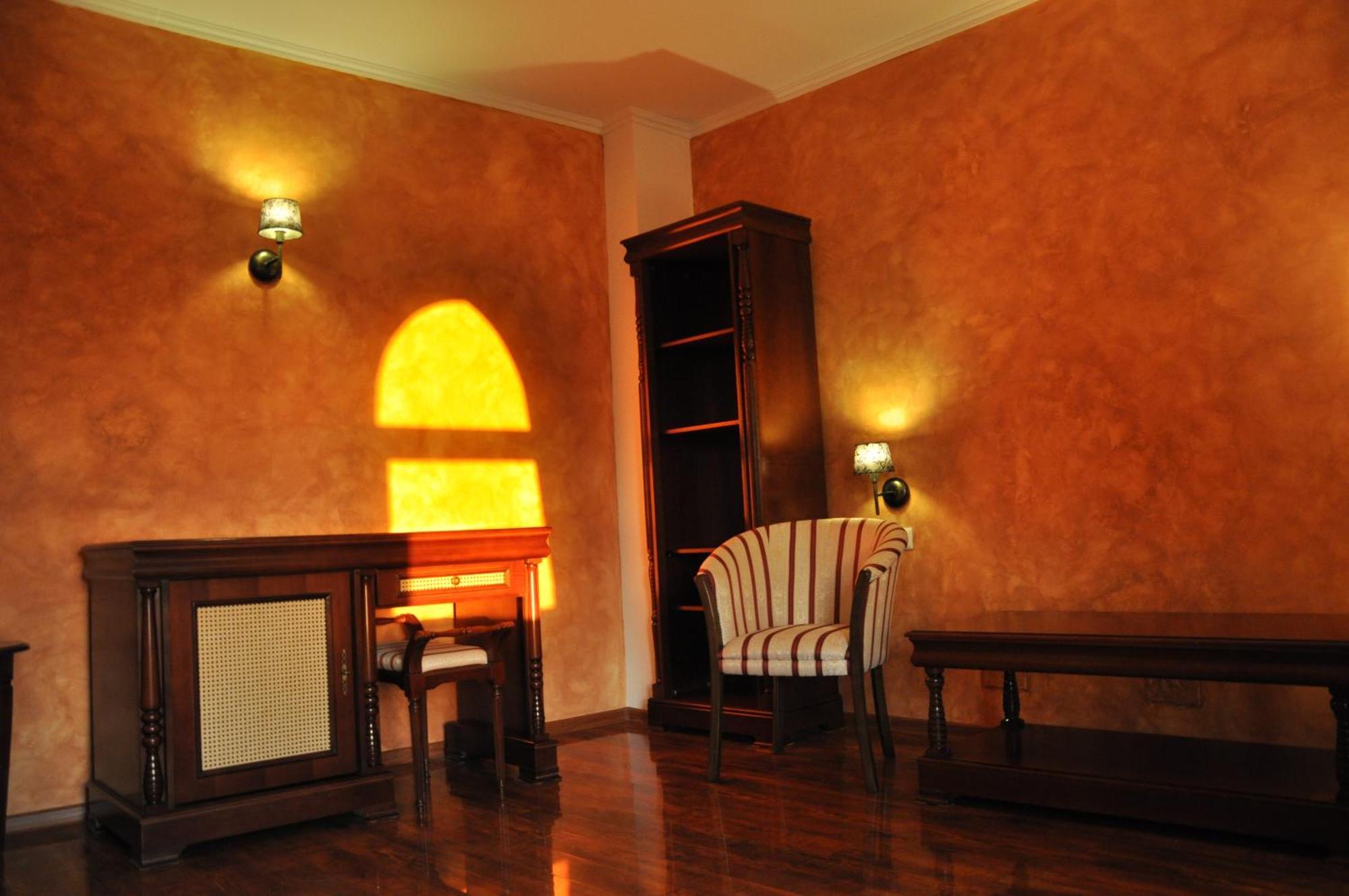 Vigo Grand Hotel Ploieşti Quarto foto