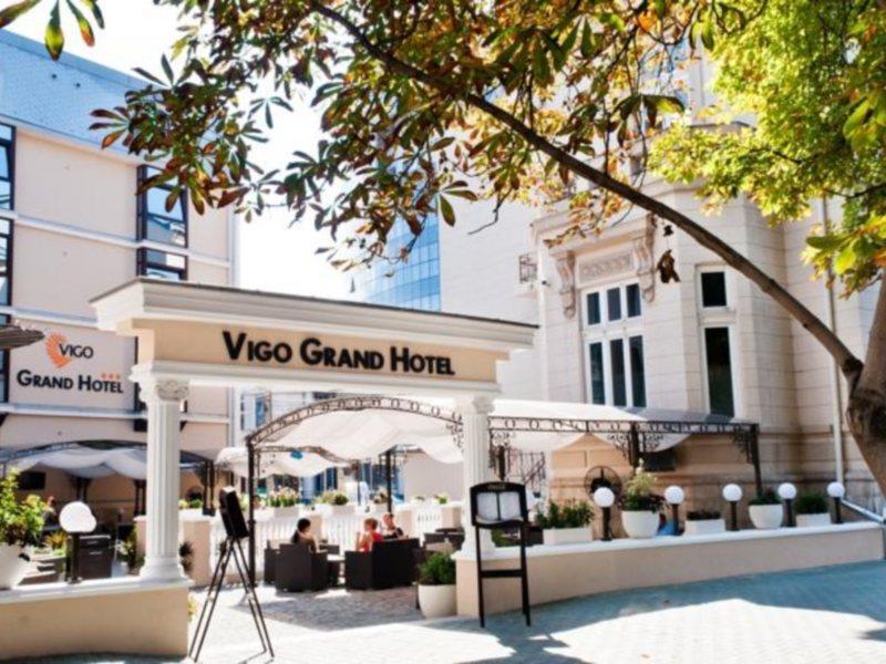 Vigo Grand Hotel Ploieşti Exterior foto